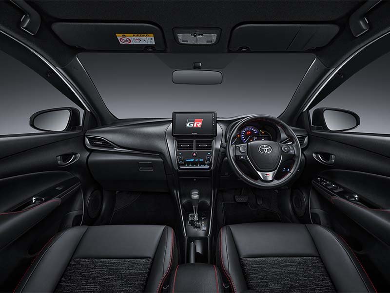 New Sporty Look Interior_0 (1)