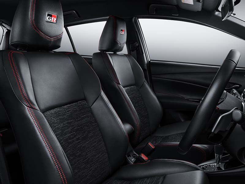 New Sporty Seat with GR Headrest_0 (2)